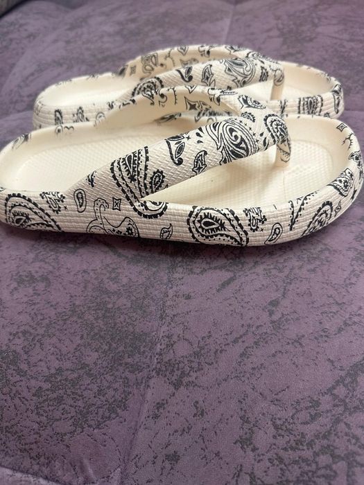 Продам сланцы женские