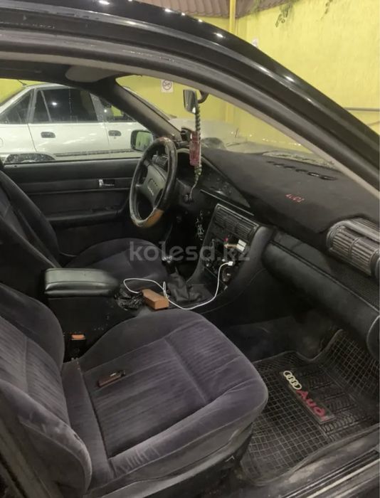 Ауди 100 2 куб.