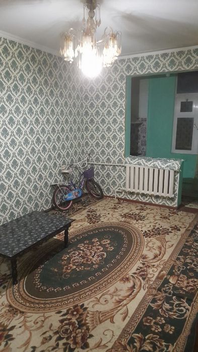 Ижара Фарход бозор Карзинка ёнида  1хона 2 хона килинган 4 этаж