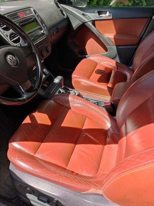Tiguan.  2,0...tsi