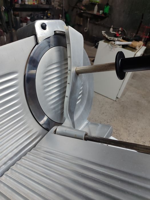 Колбасорезачка Профи