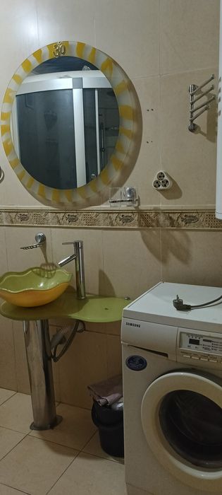 Сдается 2х комнатная  квартира