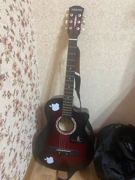 Гитара очень хорошой состояние