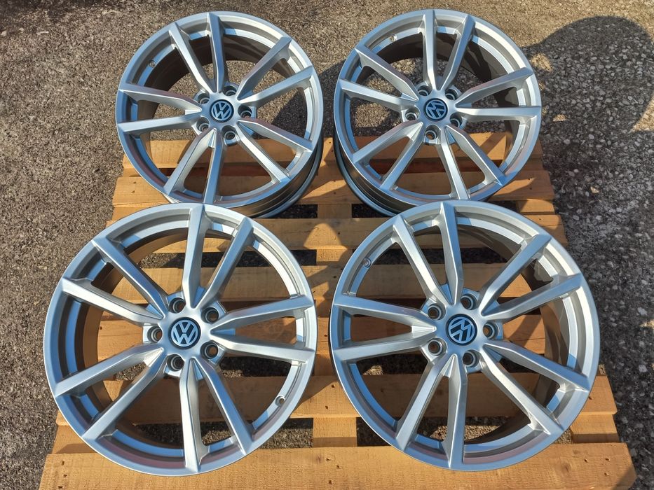 18"Vw Poteria 5x112 Silver 8j et45 Golf Passat Tiguan Jetta Touran Чисто Нови.
Poteria Piano Black.