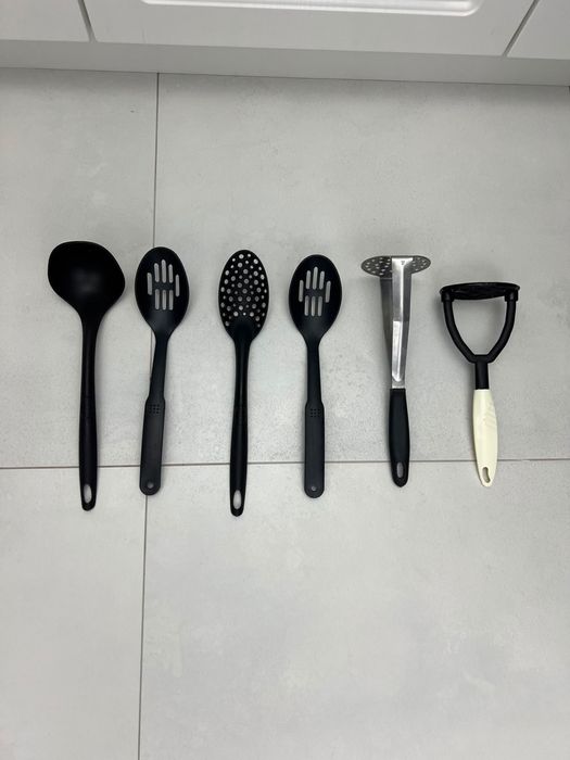 Vand ustensile plastic pentru bucatarie