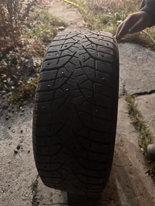 Зимние шины 205/55/16 Бриджстон