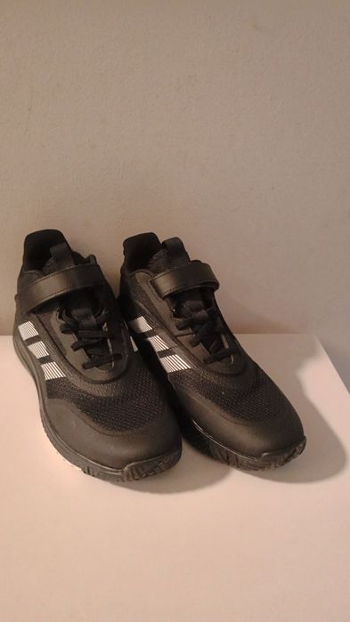 Adidași 38 2/3.  .