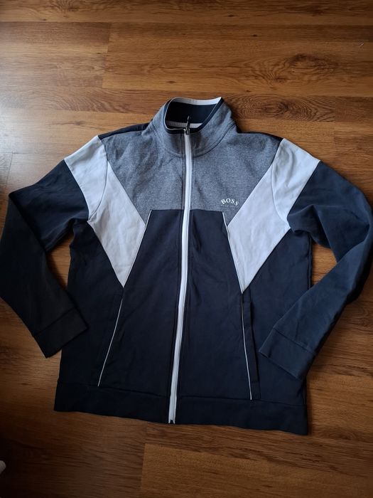 BOSS мъжко горнище XL размер.