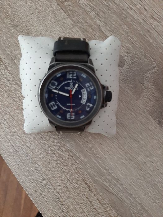 Мъжки часовници на различни цени