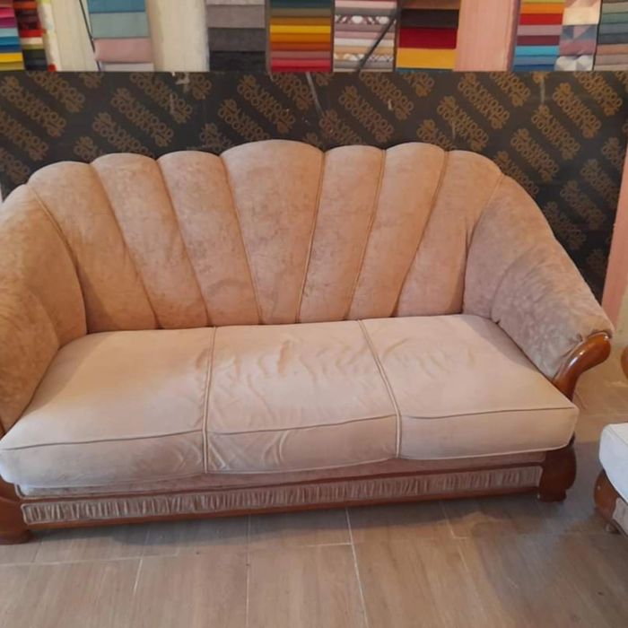 Тапицерски услуги и поддръжка на детски кътове