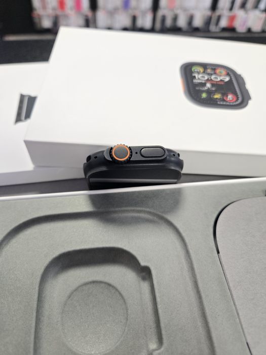 Apple Watch Ultra 2 / Black / Dark Green Band / DeluxGSM