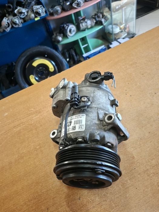 Compresor aer condiționat Opel ZAFIRA C  Astra J  Meriva B  (422U)