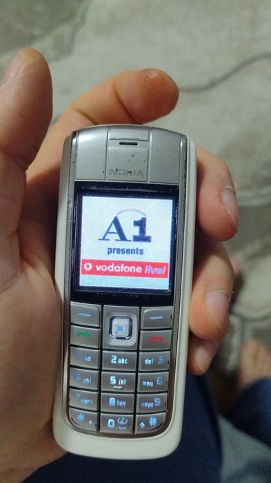 Vând 2 telefoane Nokia 6020
