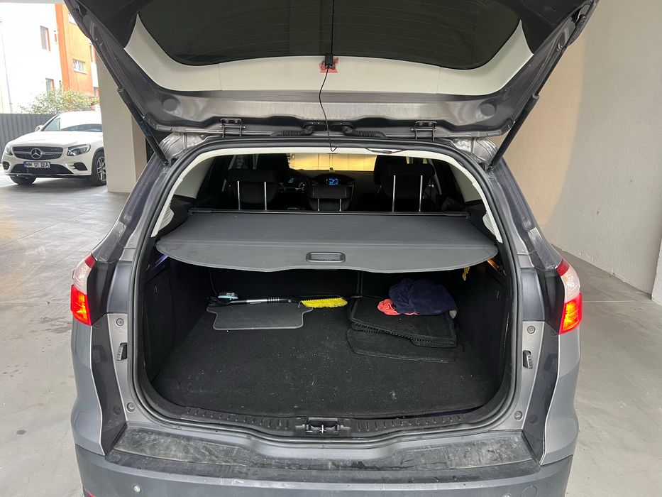 FORD Focus 2011 — imagine 4