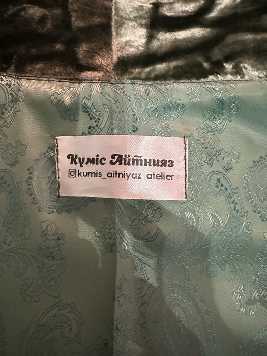 Көйлек+камзол сатылады