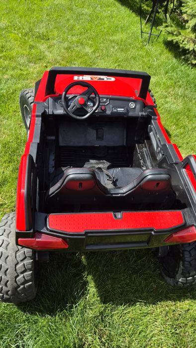 Mașinuța electrică pentru copii Buggy Clash 4x4