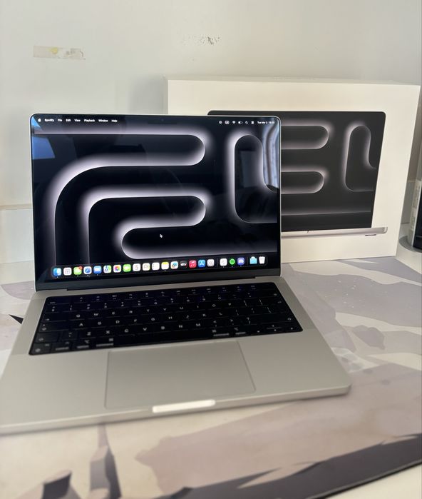 APPLE MacBook Pro 14" (2023) - M2 Pro, 512 GB SSD