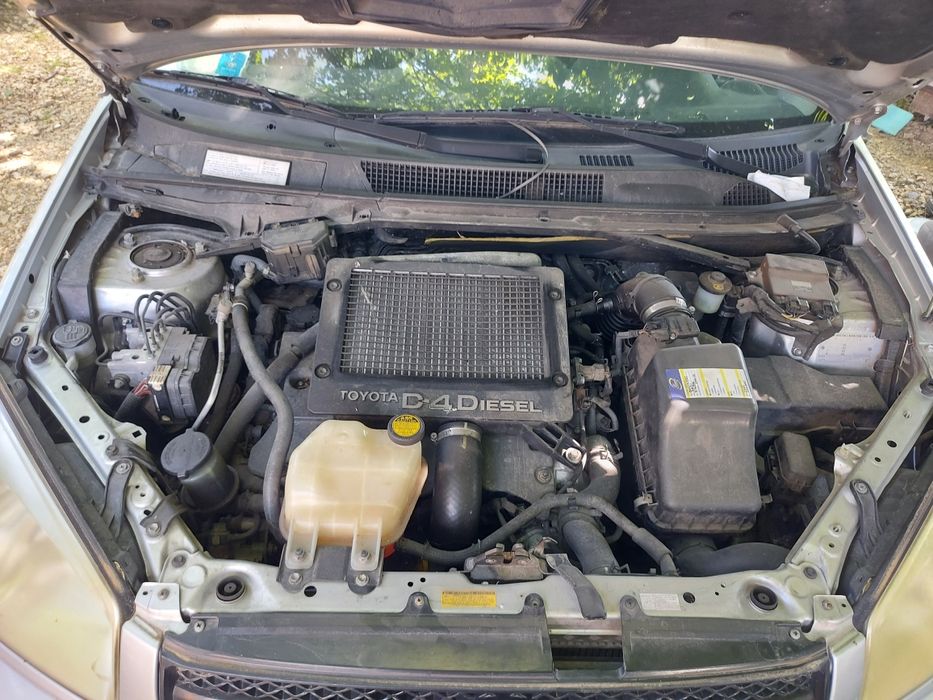 Toyota Rav4 2.0 D4D на части !!!