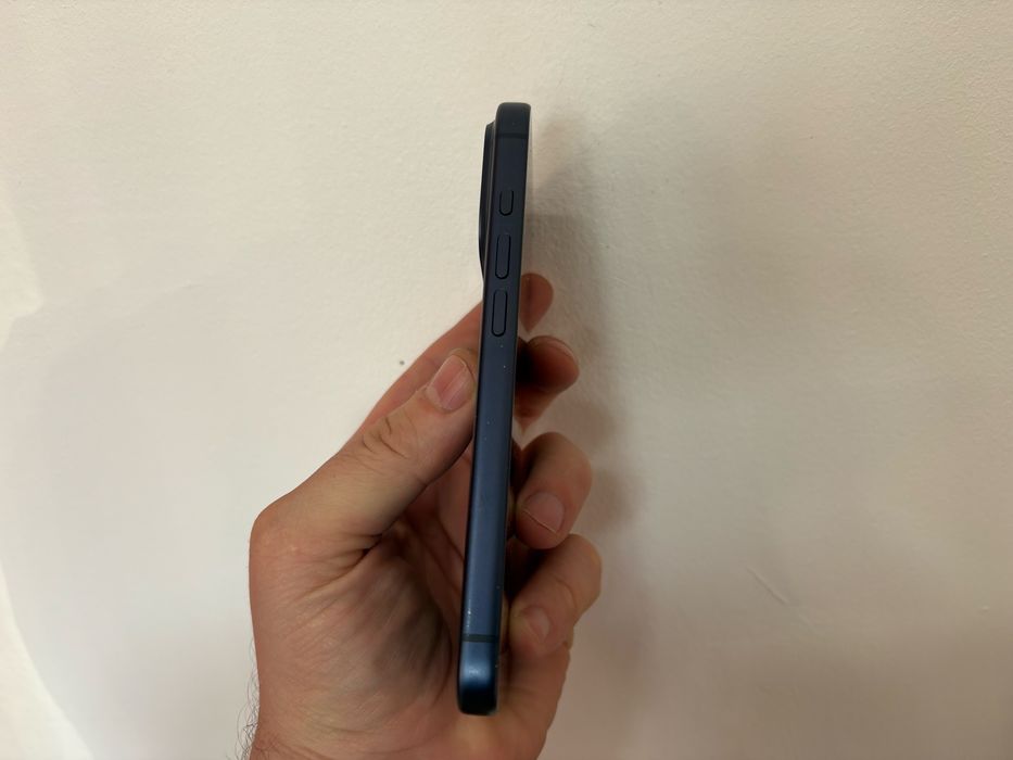 Iphone 17 Pro , Blue, modelul cu E-sim, pentru piese