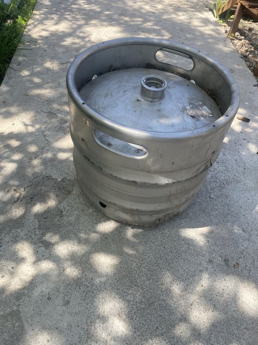 Кружки пивные 0,5 л и кега