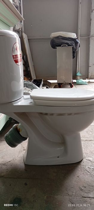 Унитаз в хорошем состоянии