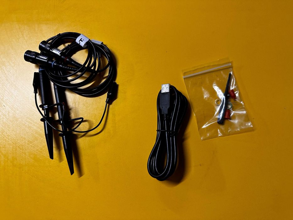 Осциллограф UNI-T