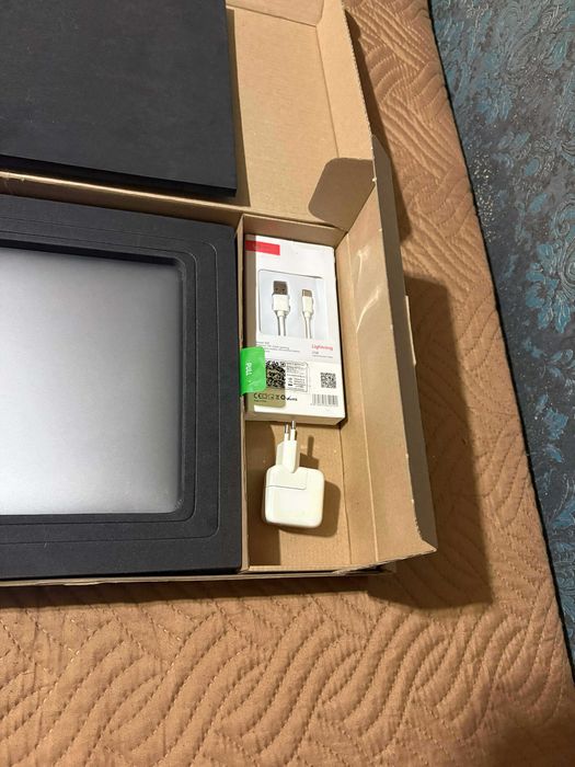 Apple MacBook Air 13" (M1, 2020) Space Grey