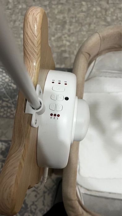 Электрлі бесік (автоматты тербелмелі люлька)