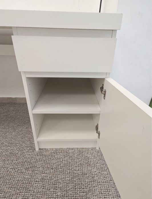 IKEA MALM бюро 140/65/72