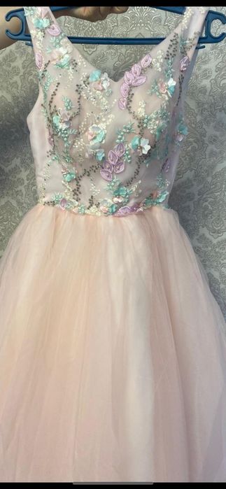 Платье на выпускной