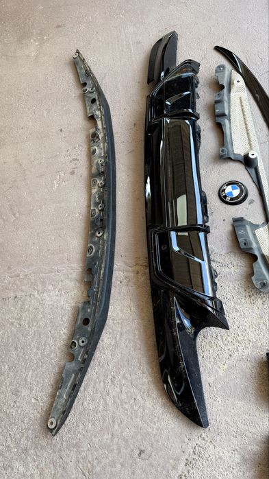 BMW X6M F96 Difuzor Bara Spate Eleron Tipsuri Tobe Grila Capace oglinzi Emblema  Portbagaj