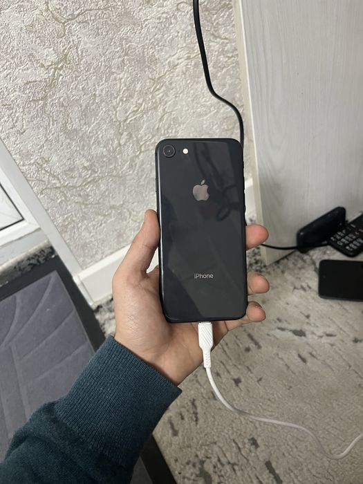 Iphone 8 64gb ideal