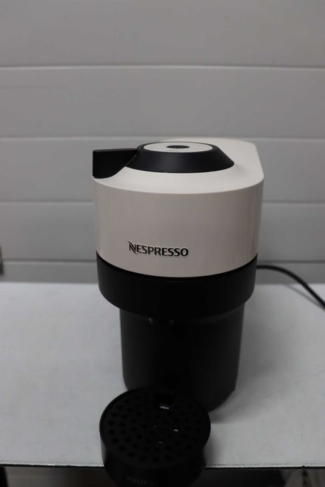 Кафемашина и еспресо машина Nespresso Vertuo Pop+, цвят бял