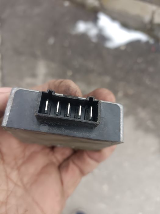 Vind releu încărcare Ducati scuter Suzuki katana  preț afișat fix