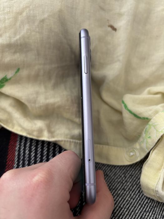 Продается iPhone 11 64 гб