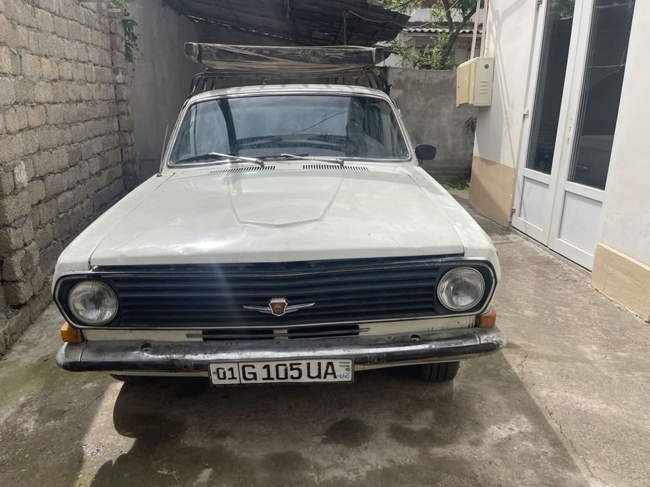 Moshina volga vaz 01