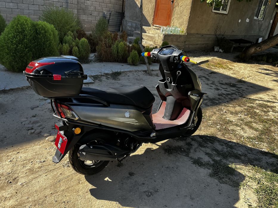 Скутер раптор Li ya