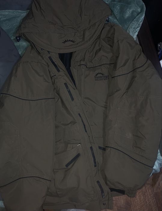 Куртки зимние тёплые по 10к