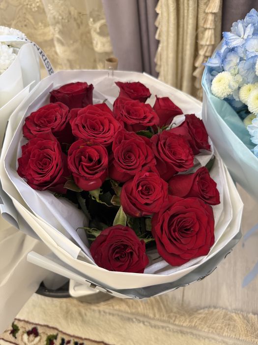 продам цветы от 3000до 7000 тыс