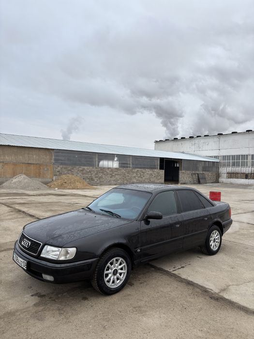 Ауди 100