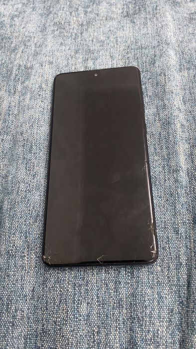 Продам смартфон самсунг А71