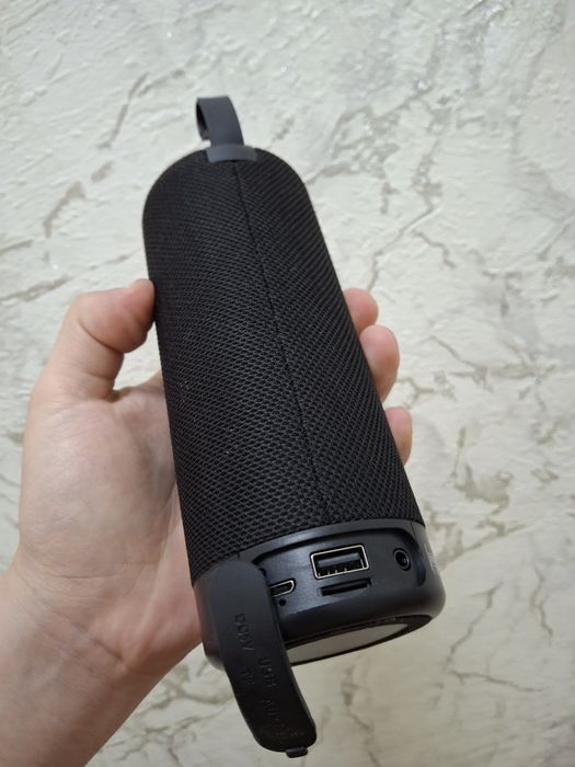 Блютуз колонка  музыкальный