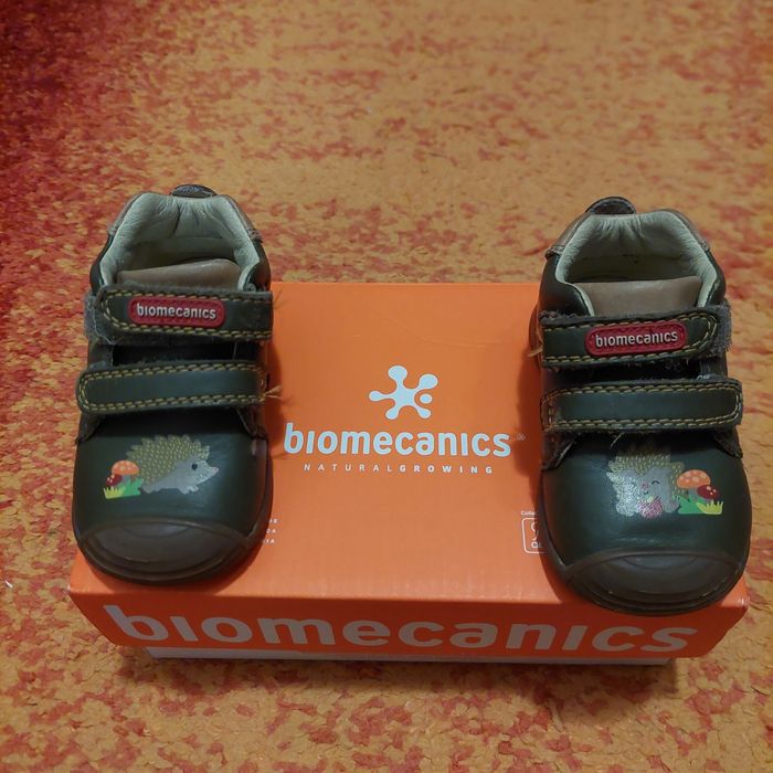 Adidasi pt primi pași bebeluși