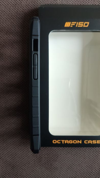 Удароустойчив калъф за iPhone 13