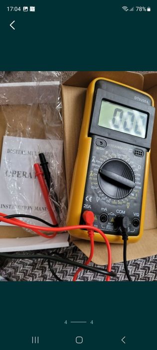 Multimeter digital