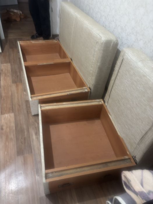 Продам диван 20000