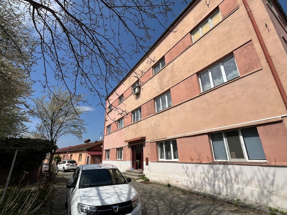 Vand apartament 2 camere