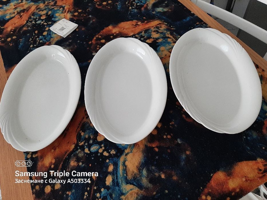 Продавам 3 бр.бели плата