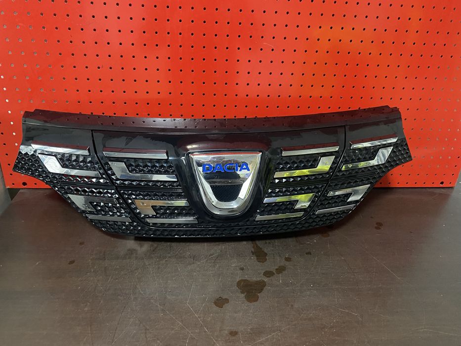 Grila bara fata Dacia Spring 1 nonfacelift
