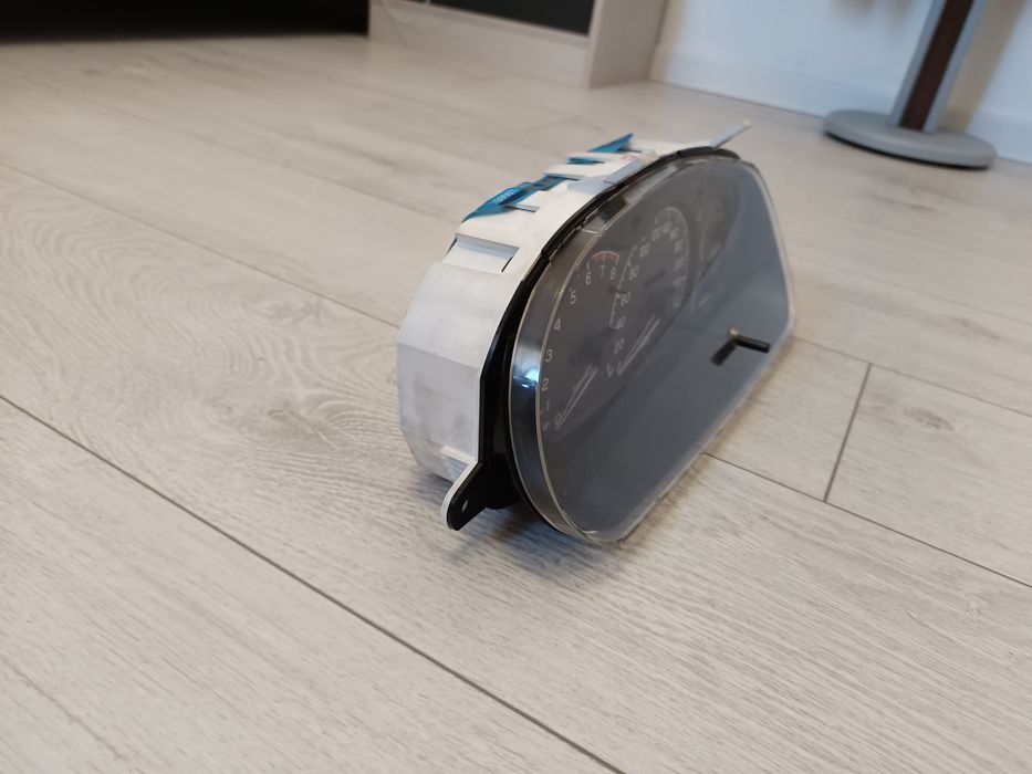 Ceasuri bord Mitsubishi Colt 1.3 1996 MB899938 758-540